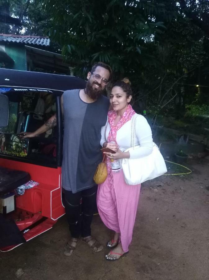 Manju Homestay Szigirija Kültér fotó